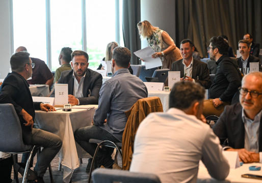 Intense Networking Among MEB Members !